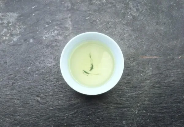 Tasse de perles de jasmin
