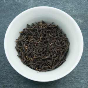 Feuilles de thé noir chinois Grand Yunnan
