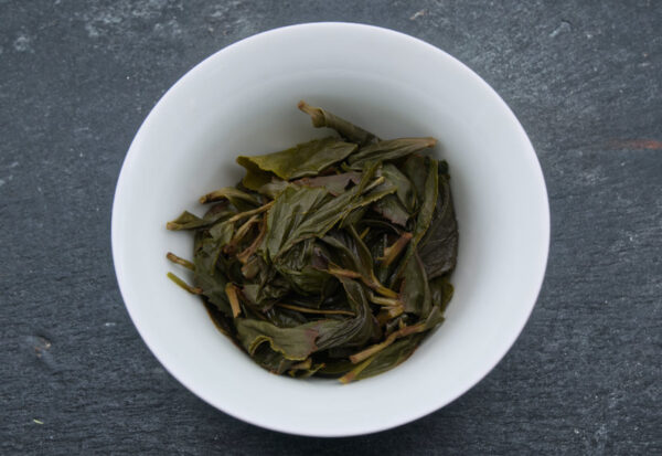 Feuilles infusées de wenshan baozhong