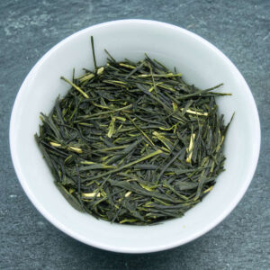 Feuilles du sencha de Shizuoka Okumidori